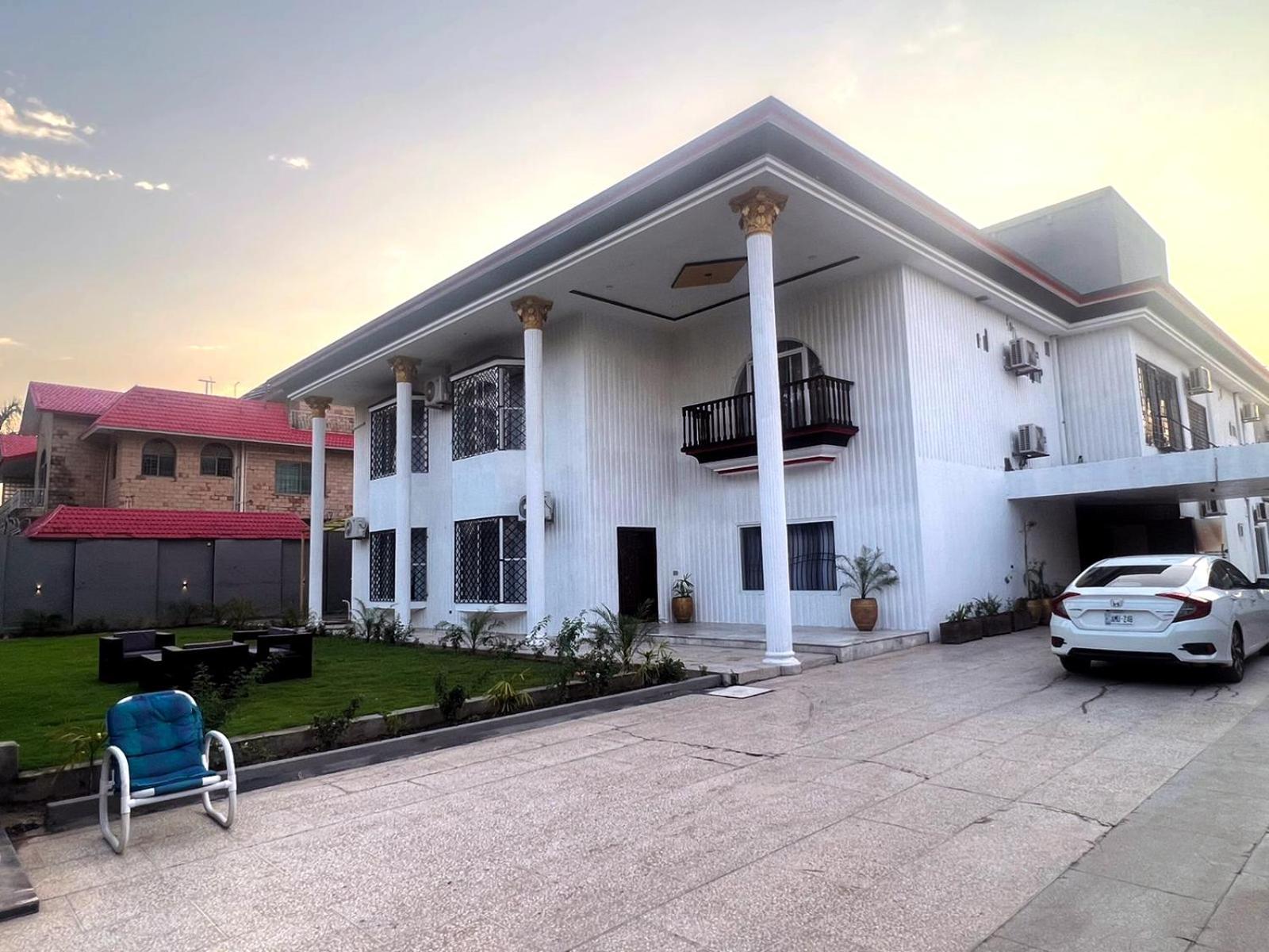Four Season Boutique Hotel Islamabad Extérieur photo